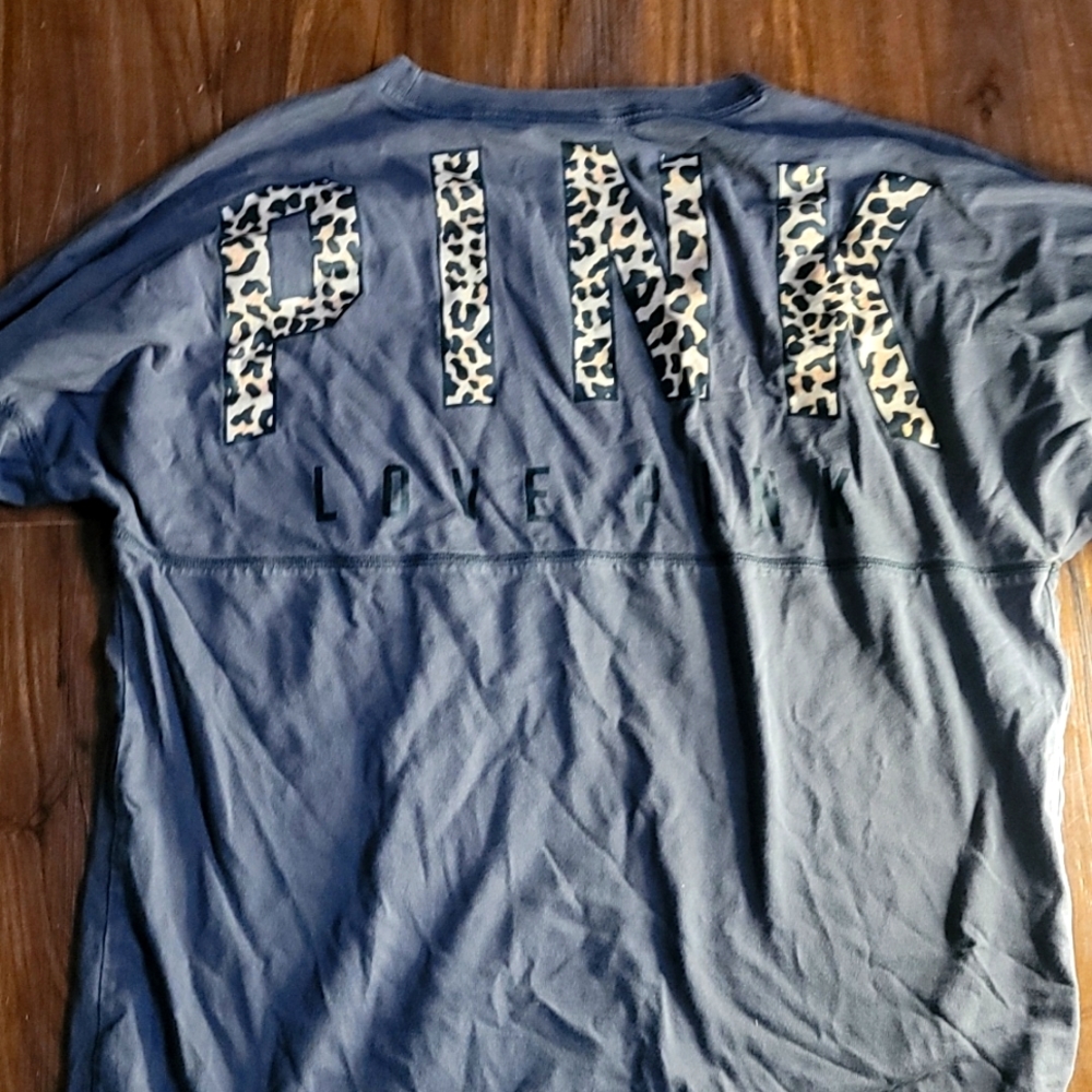 Large, gray pink sweatshirt